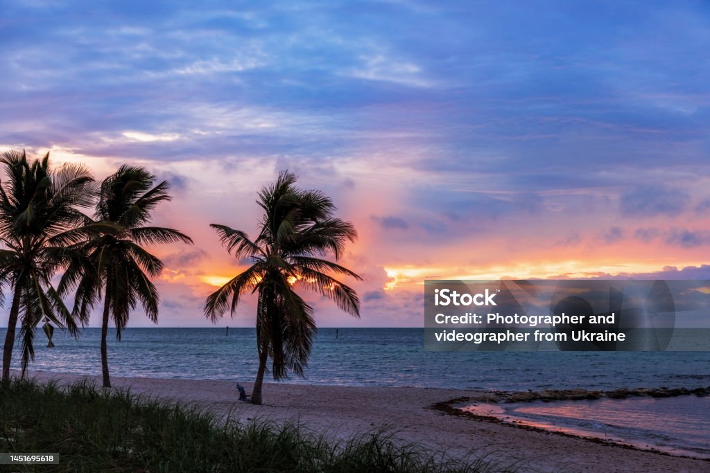 Kunci Dari Terbit Matahari Matahari Terbit Kunci Barat Foto Stok - Unduh Gambar Sekarang - Air, Alam, Amerika Serikat - Amerika Utara - iStock