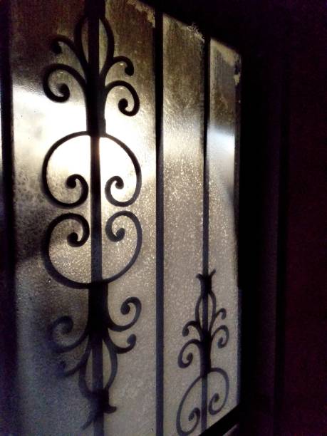 istock Icy Iced Up Door 1451797418