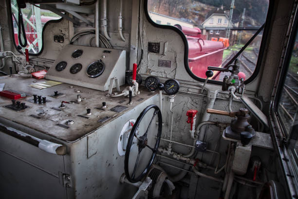 locomotiva diesel della deutsche bundesbahn - deutsche bundesbahn foto e immagini stock