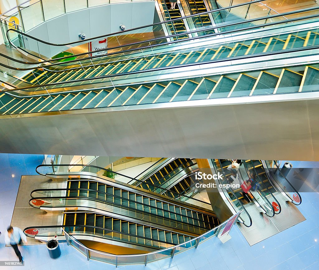 Escalators - Photo de Arc - Élément architectural libre de droits