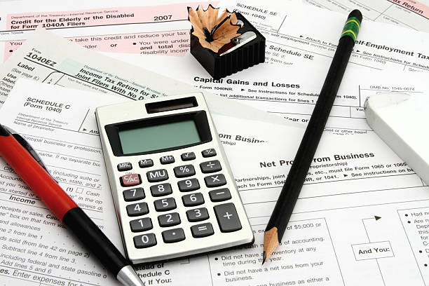 istock Calculating Taxes 145183912