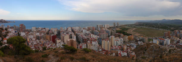 istock View of Cullera 1451848316