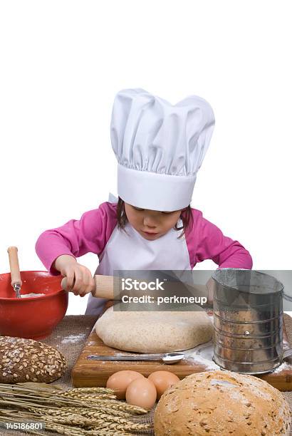 Piccolo Chef - Fotografie stock e altre immagini di Ambientazione interna - Ambientazione interna, Bambine femmine, Bambino