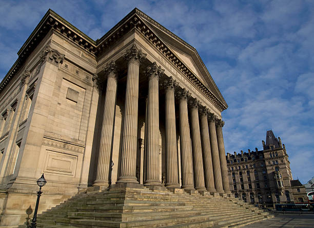 liverpool architettura - st georges hall foto e immagini stock