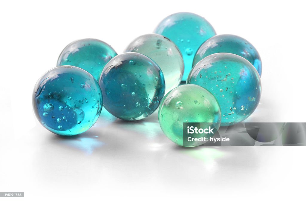 Bolinhas de vidro turquesa - Foto de stock de Bola de Gude royalty-free