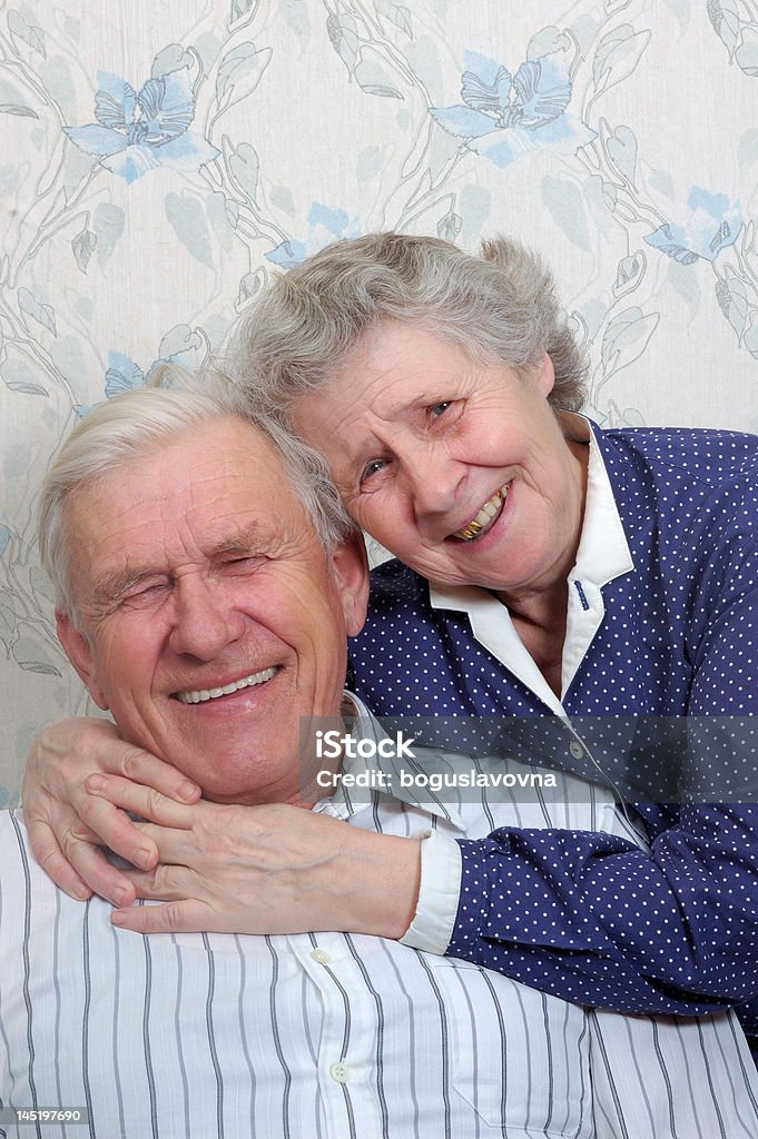 Coppia felice vecchio - Foto stock royalty-free di 70-79 anni