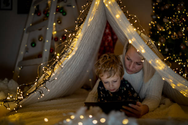 istock Love Christmas in blanket tent 1452050101