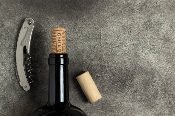chilean wine. - wine bottle wine wood bottle stopper imagens e fotografias de stock