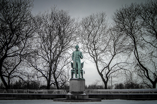 Abraham Lincoln statue in Lincoln Park Chicago