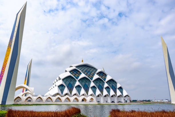 istock View of Al-Jabbar Mosque 1452284788
