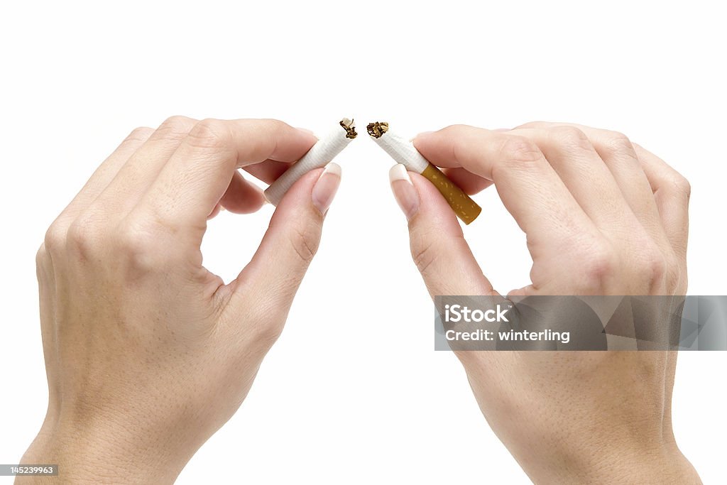 Quit для некурящих - Стоковые фото Белый фон роялти-фри