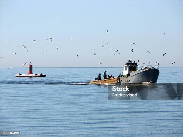Nave Di - Fotografie stock e altre immagini di Industria della pesca - Industria della pesca, Lituania, Pesca - Attività all'aperto