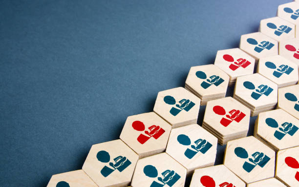 istock Investors withdraw their participation from the project. 1452403914