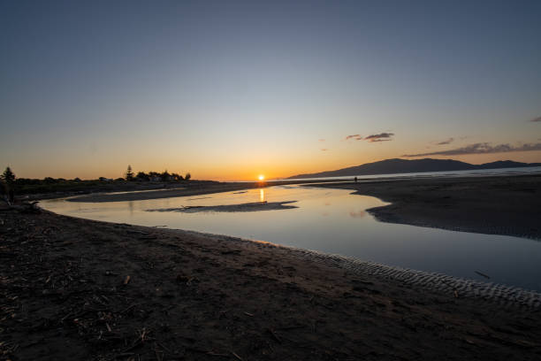 istock Kapiti Island Sunset 1452417983