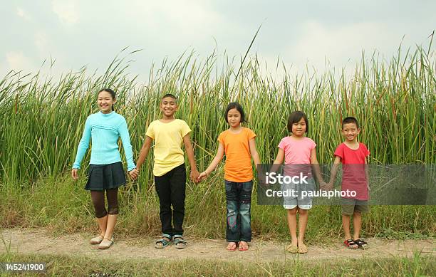 Freedom Serie Stockfoto und mehr Bilder von Asiatischer und Indischer Abstammung - Asiatischer und Indischer Abstammung, Feld, Menschengruppe