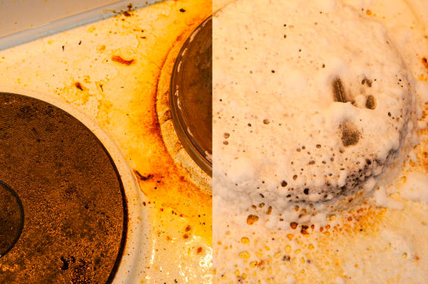 istock Dirty kitchen stove before and after spraying with foamy detergent 1452430504