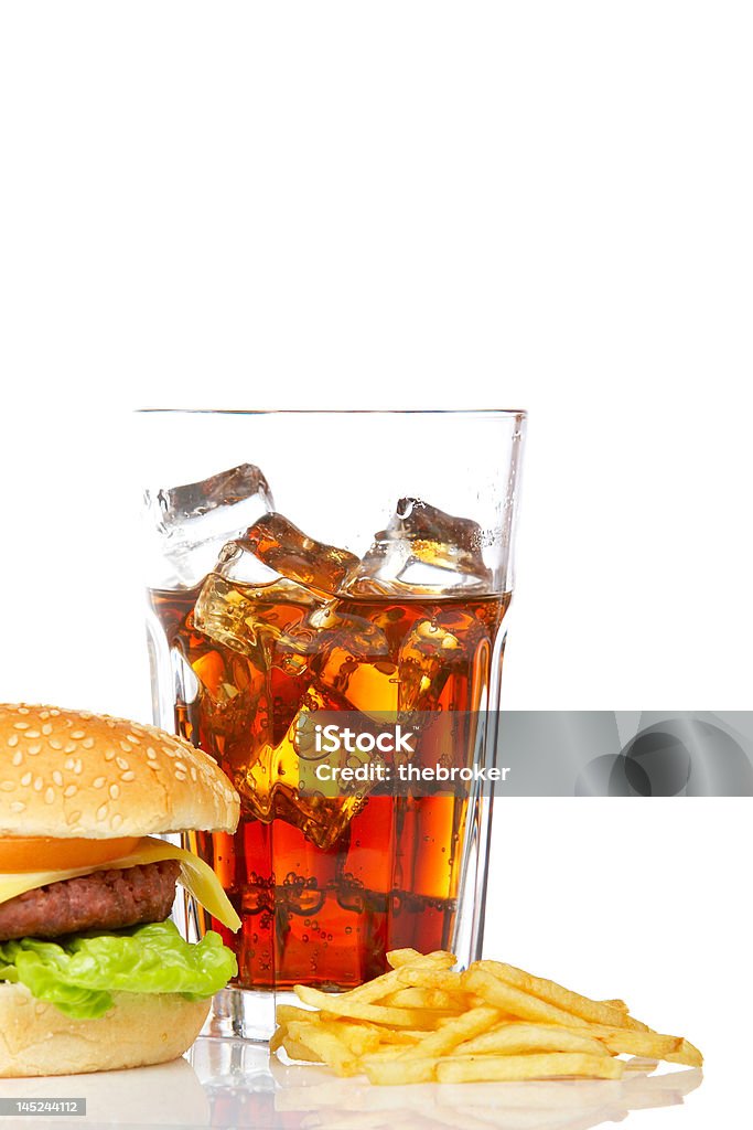 Cheeseburger, soda e patatine fritte - Foto stock royalty-free di Alimentazione non salutare