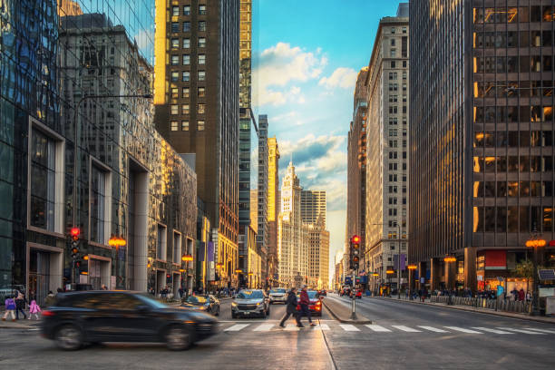 Street in Financial District of Chicago Michigan Avenue, Chicago, Illinois, USA chicago illinois stock pictures, royalty-free photos & images