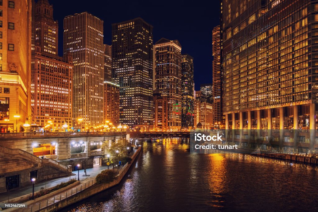 Chicago River in Nighttime Wabash Avenue Bridge, Chicago, Illinois, USA City Stock Photo