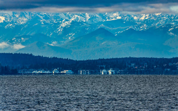 istock Mountains Across Elliott Bay 7 1452500428