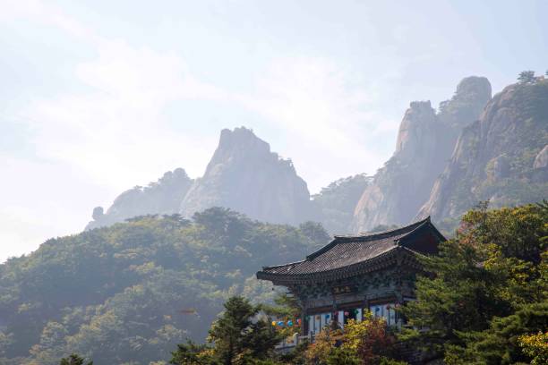 istock The Mangwolsa temple in Mt. Dobongsan 1452620644