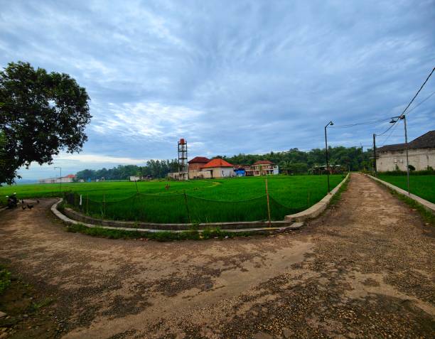 istock VILLAGE STREET 1452654227