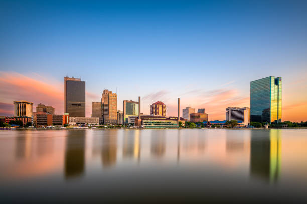 istock Toledo, Ohio, USA Downtown Skyline on the Maumee River 1452693291