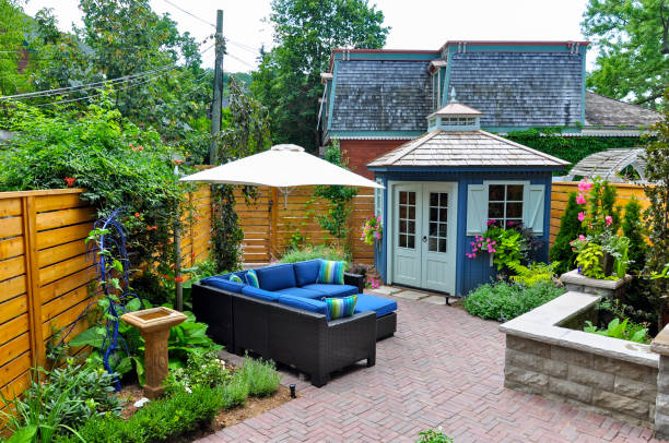 Small urban back yard garden with luxury landscaping.