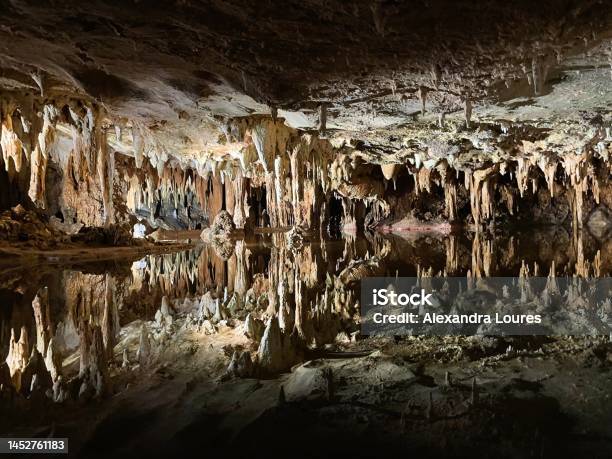 Luray Caverns Stock Photo - Download Image Now - Cave, Color Image, Geology