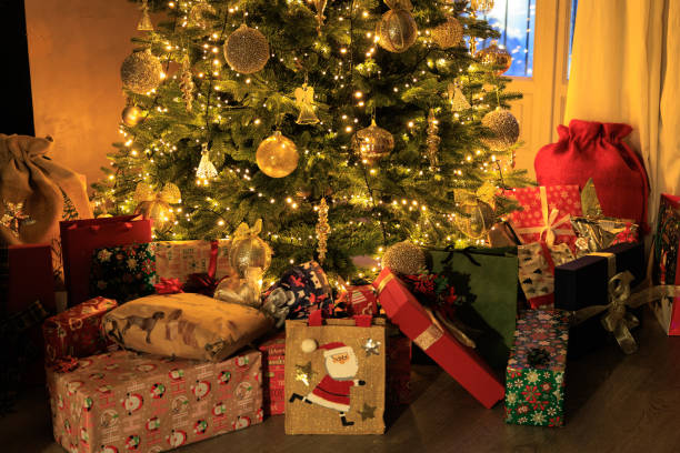 istock House Christmas tree and presents 1452764092