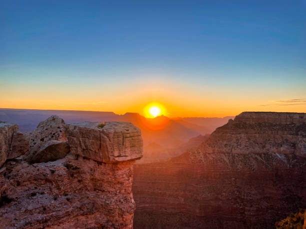 istock Grand Canyon Sunrise 1452816965