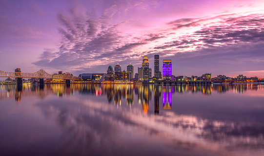 A beautiful shot of Louisville in the evening