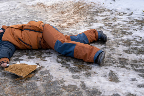 istock Child is lying on a icy way 1452848378