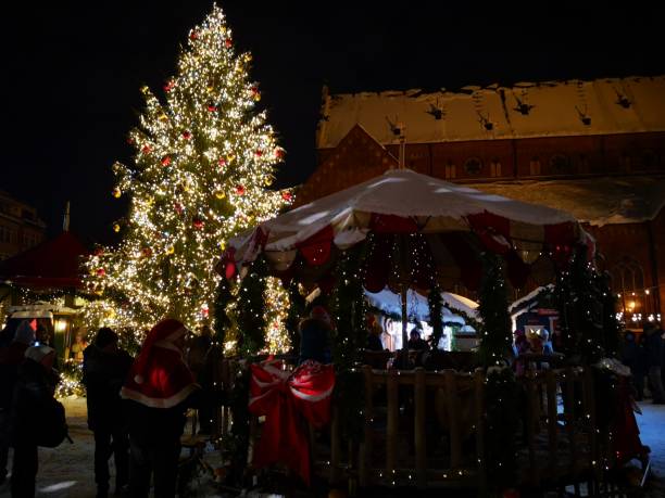 istock Illuminated Christmas decorations in the city 1452873646