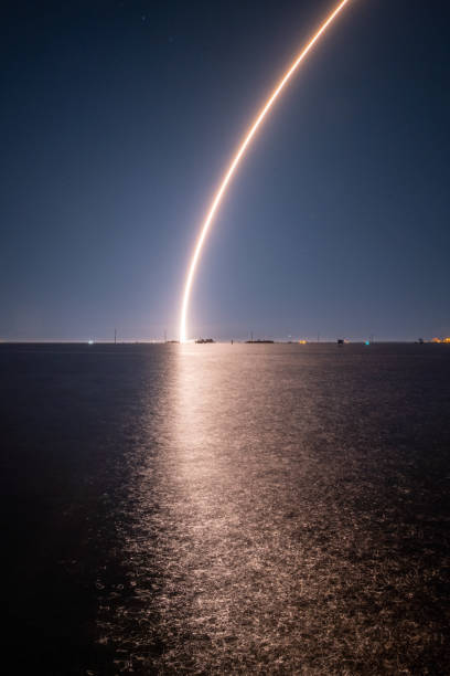 spacex starlink 5-1 запуск - starlink стоковые фото и изображения