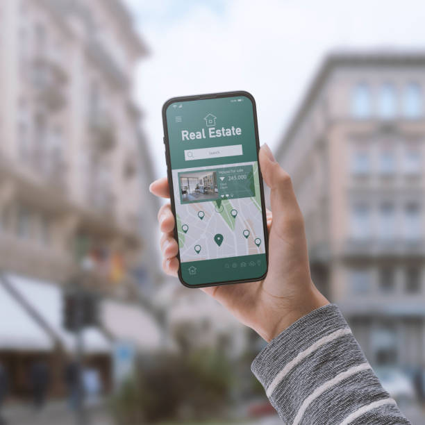 istock Real estate app on smartphone 1452908771