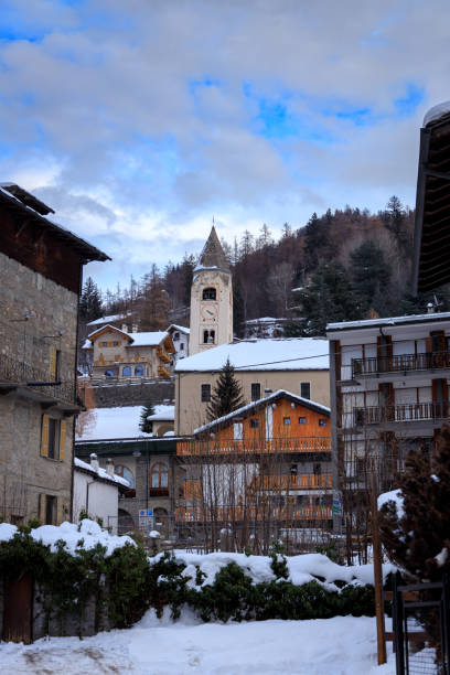 istock Courmayeur main square at Christmas time 1452950359