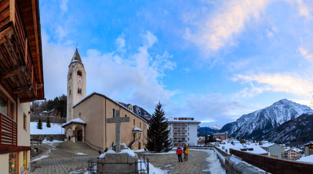 istock Courmayeur main square and church at Christmas time 1452950366