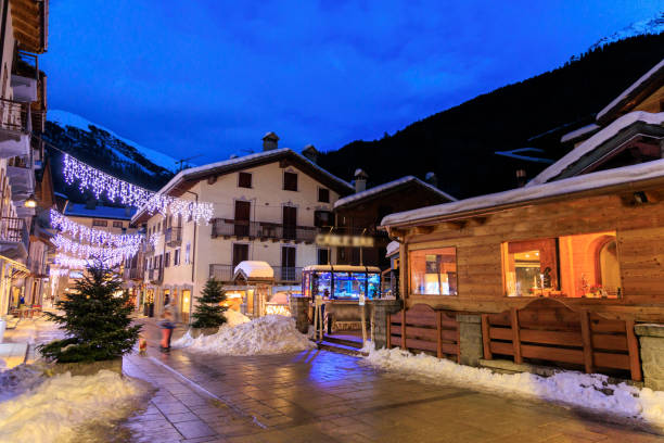 istock Courmayeur main street at Christmas time 1452950406