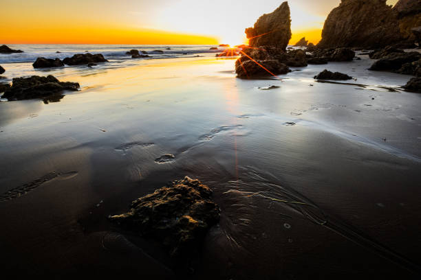 istock El Matador Starburst to Coastal Rock 1452989371