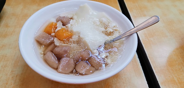 Traditional douhua with pearls from Xiaonanmen