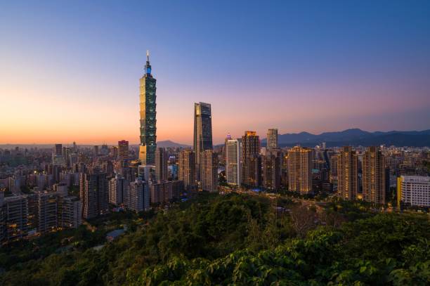 istock Taipei City skyline view from Elephant Mountain at dawn 1453063330