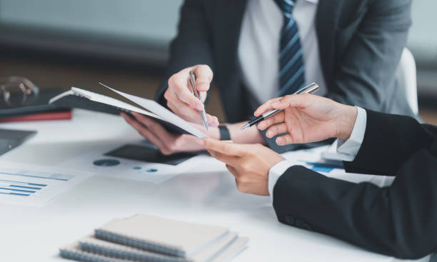 istock Business people meeting working with new startup project idea presentation analyze plan marketing and investment. 1453069528