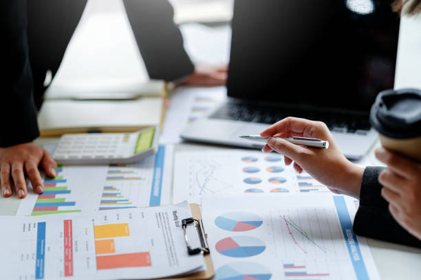 istock Business people meeting working with new startup project idea presentation analyze plan marketing and investment. 1453069630