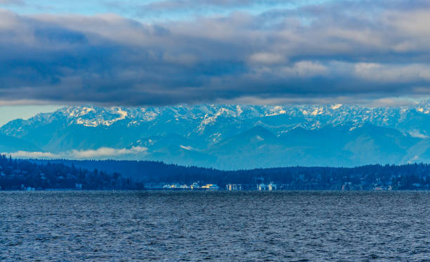 istock Mountains Across Elliott Bay 6 1453140872