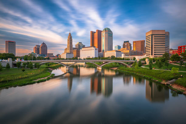 Columbus, Ohio, USA Skyline on the Scioto River Columbus, Ohio, USA skyline on the Scioto River on the afternoon. Columbus, Ohio stock pictures, royalty-free photos & images