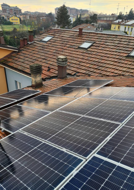 istock Solar Panels for renewable electrical energy production. Alternative energy concept 1453413300