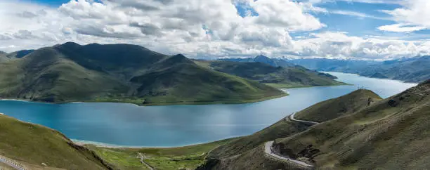 Yamdrok Lake seen from the Kamba La pass. Tibet's Sacred Yamdrok Tso Lake (Yamzho Yumco in Tibetan), Shannan Prefecture, Tibet, China