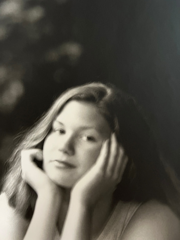 Adolescente 1999 Impresión en blanco y negro photo