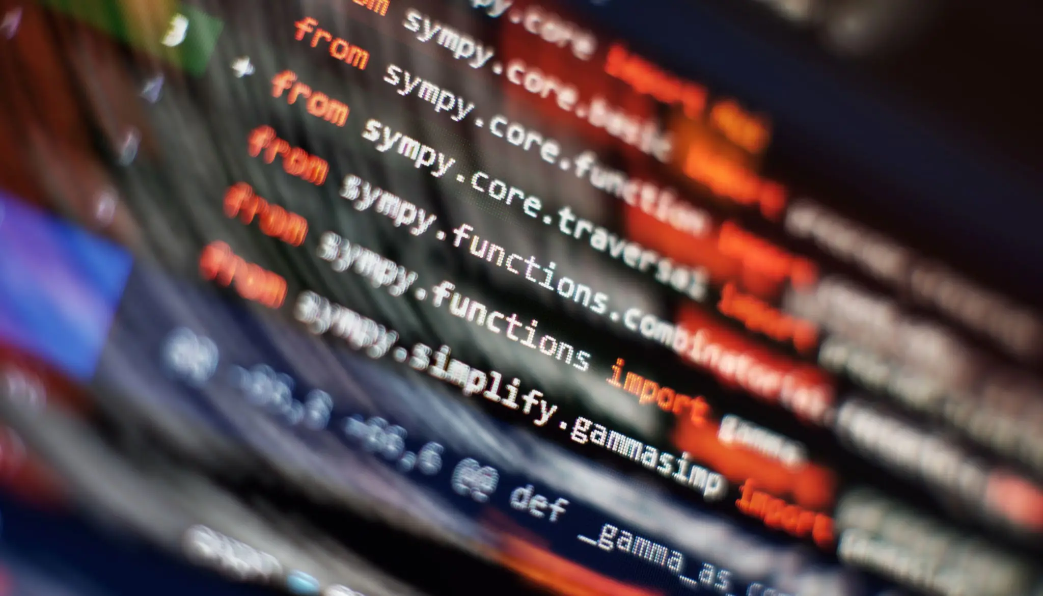 컴퓨터와 함께하는 고랭 함수형 프로그래밍 2 Software developer programming code. Abstract computer script code. Selective focus